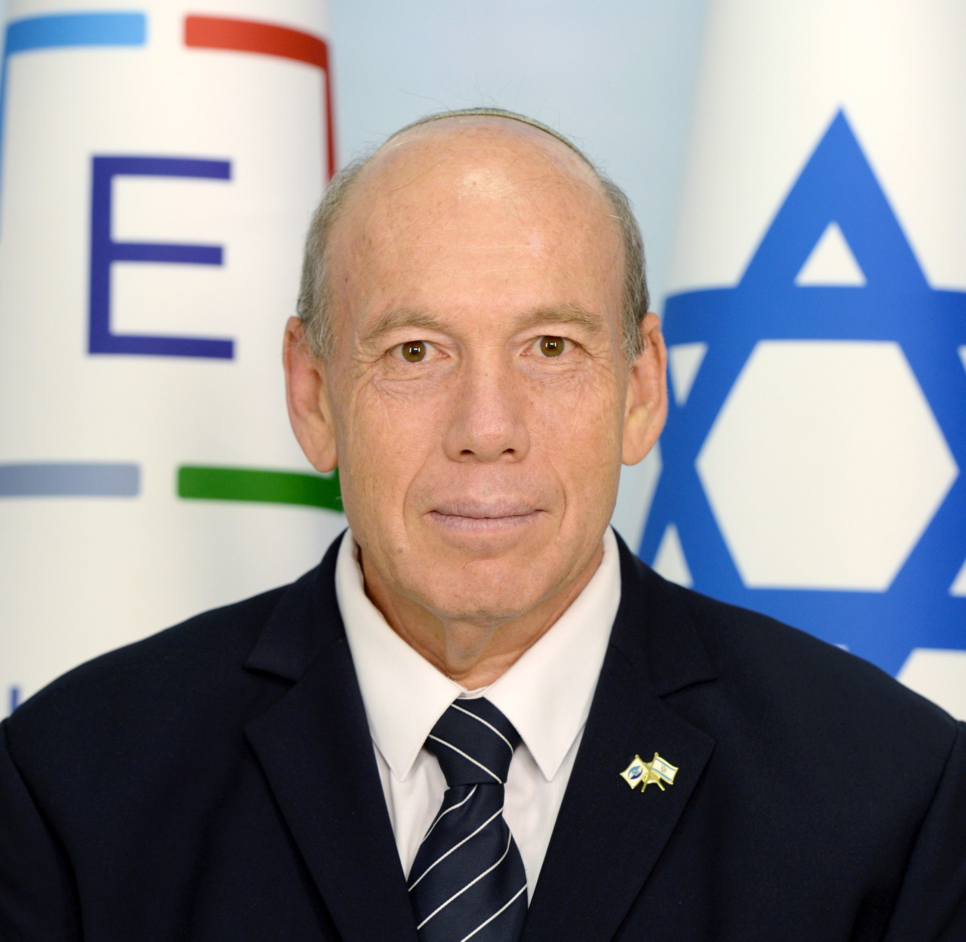 تقارير الحرب: مراقب الدولة ينشر تقارير حول منظومة الطيران في حالات الطوارئ، وحول تشغيل عمال أجانب قبل الحرب وخلالها